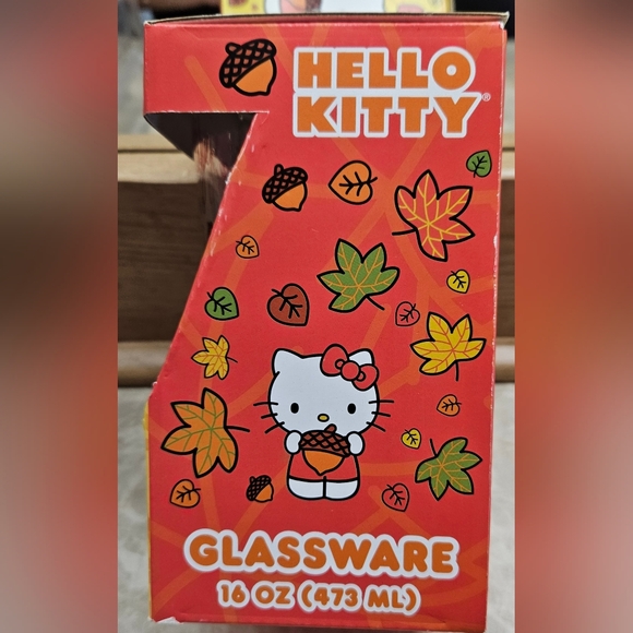Hello Kitty Fall glass cup 16oz NWT - Picture 5 of 6